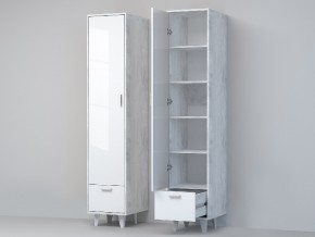 Пенал Эго П-1 бетон светлый/белый глянец на ножках в Аше - asha.mebel74.com | фото